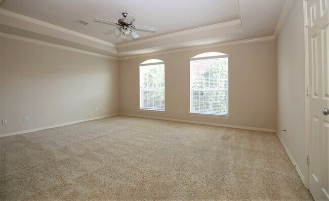 Building Photo - 13315 Olive Trce
