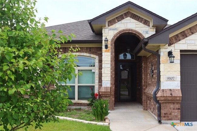 Building Photo - 8107 Preston Hollow Dr