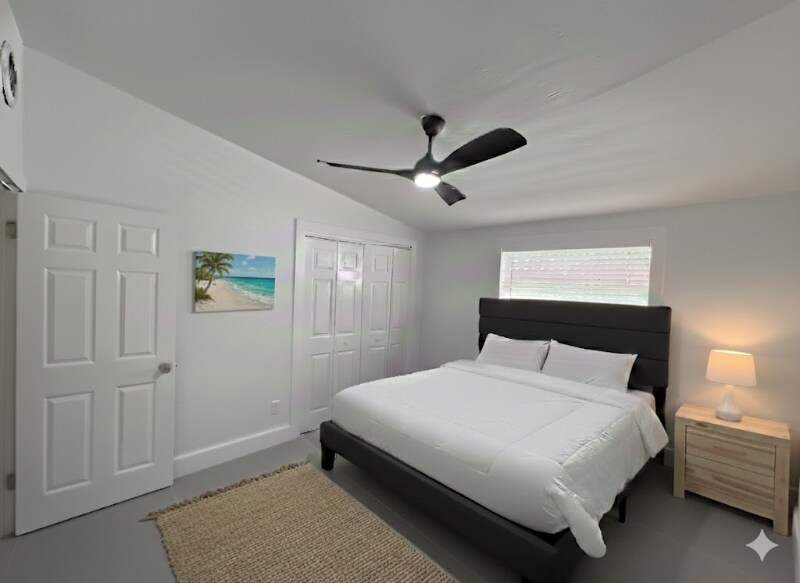 Building Photo - 1930 9th St