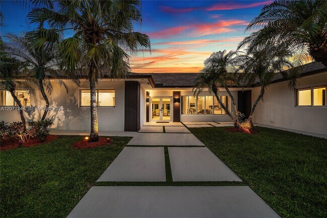 Building Photo - 13900 Mustang Trail