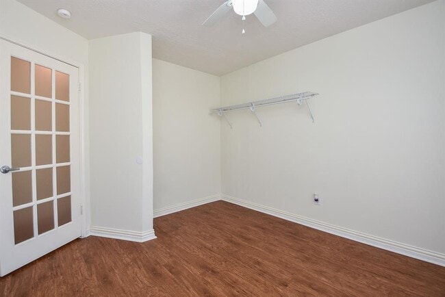 Building Photo - 4026 Almond Lake Dr