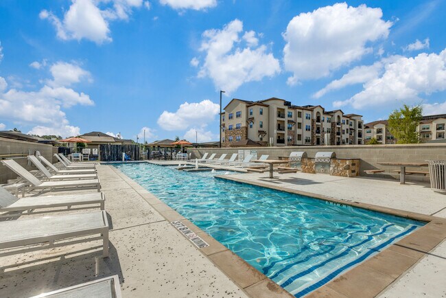 Building Photo - Palladium McKinney