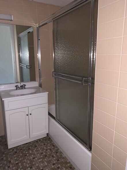 Building Photo - 62 Boylston St