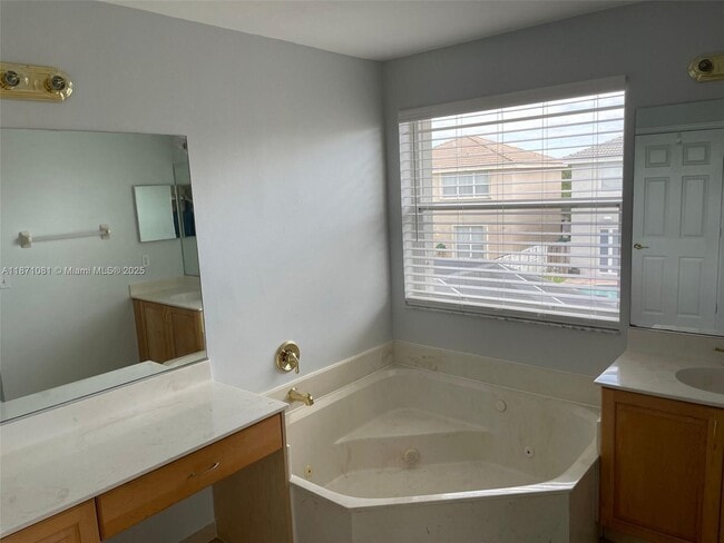 Building Photo - 2145 SW 150th Ave