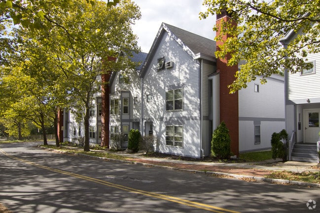 Primary Photo - Union Bend Apartments
