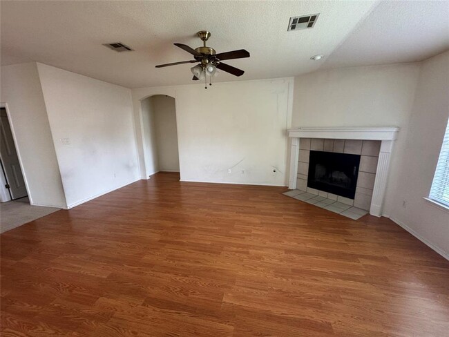 Building Photo - 215 San Felipe Dr