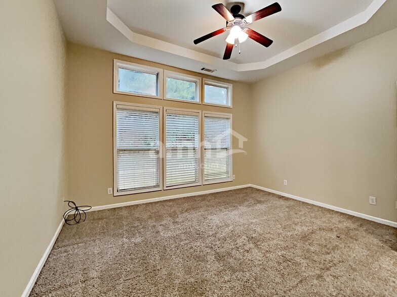 Building Photo - 2263 Worrall Hill Dr