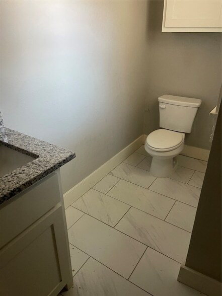 Building Photo - 402 S Pearl St