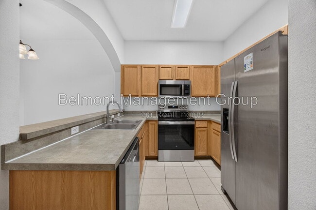 Building Photo - 16073 Old Ash Loop