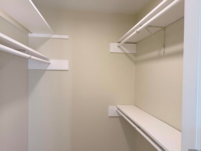 Building Photo - 5254 Stumberg Ln