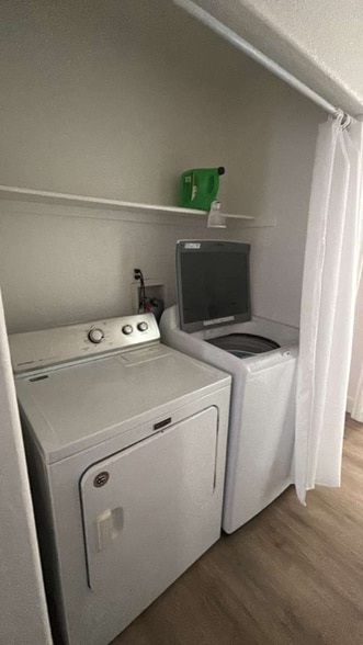 Building Photo - 5036 S Rainbow Blvd