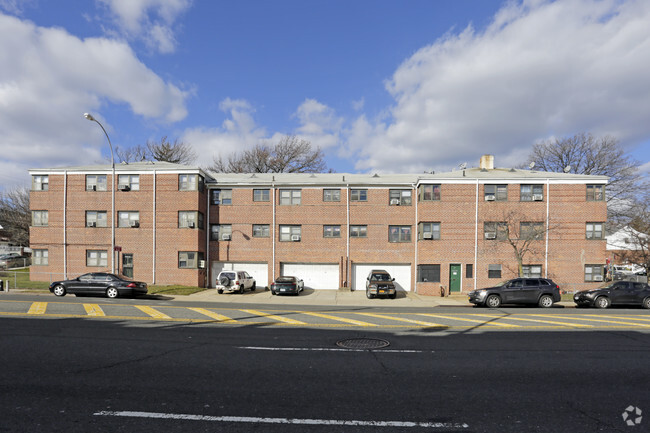 Building Photo - 215-31 Hillside Ave