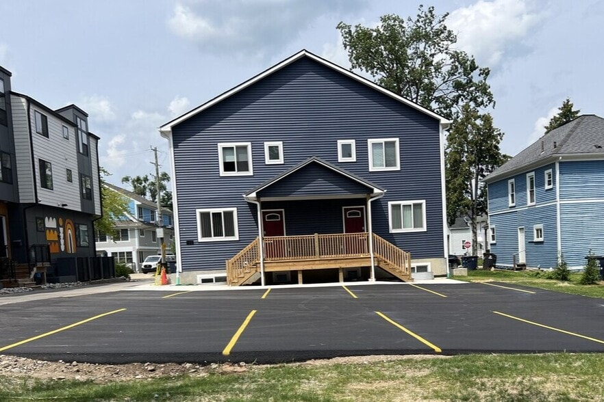 Rear of House - 140 Hill St