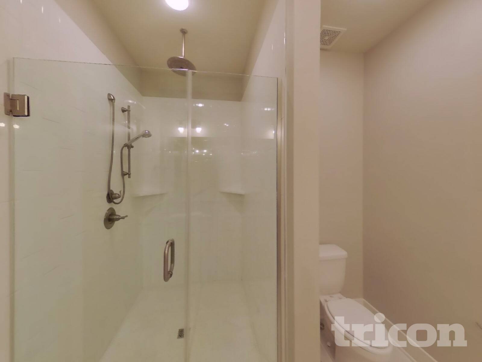 Building Photo - 1263 Hillwood Private Cove