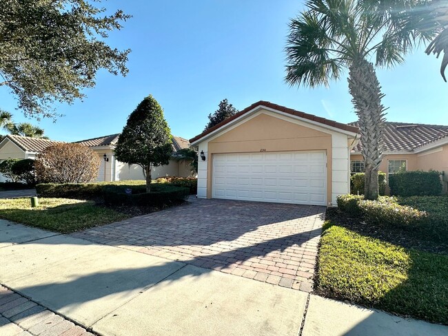 Building Photo - Everyday living upgraded! 3Bedrooms 2Baths in Villagewalk at Lake Nona