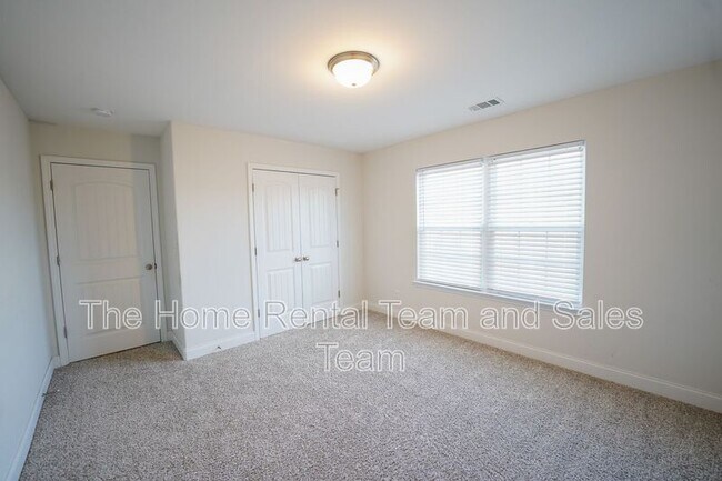 Building Photo - 363 Coconut Dr