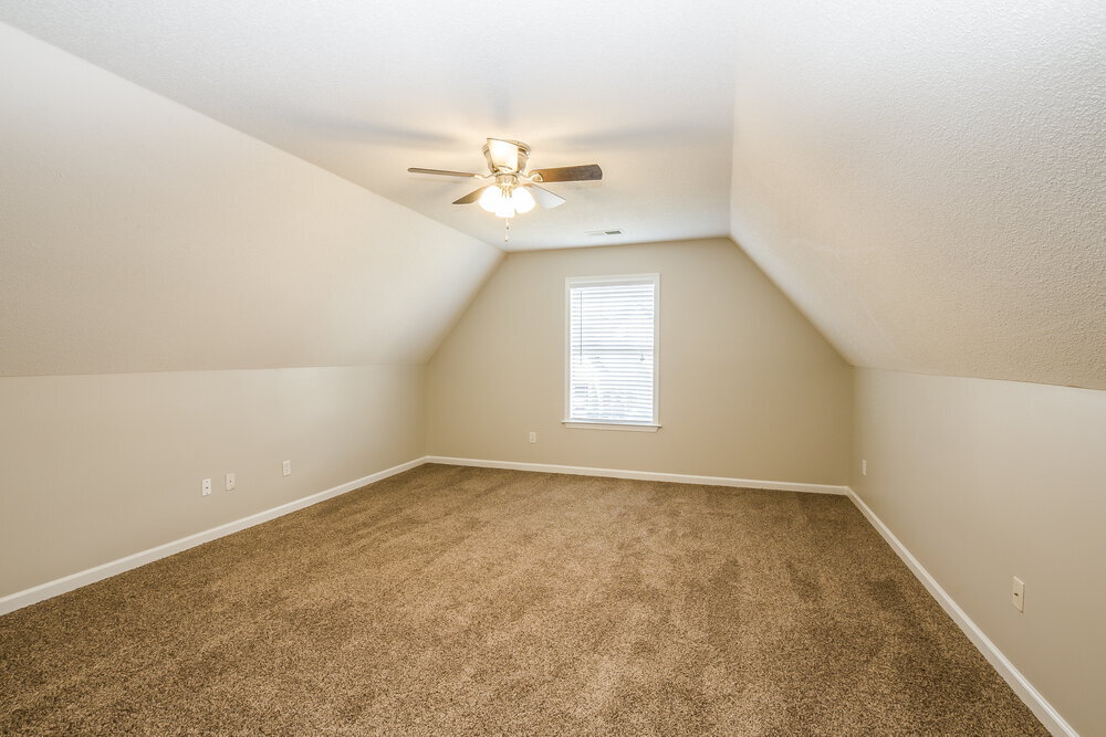 Building Photo - 9555 Morning Shadow Dr