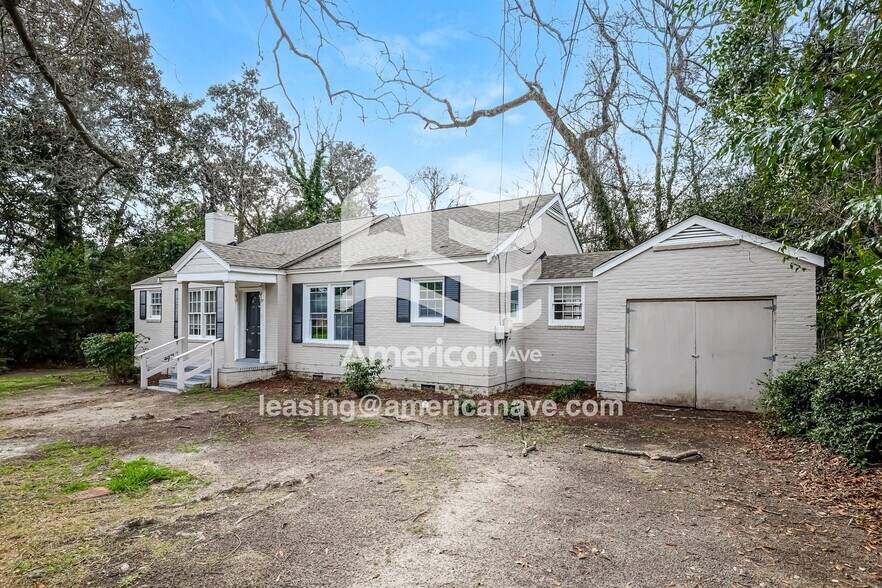 Building Photo - 761 Portland Ave