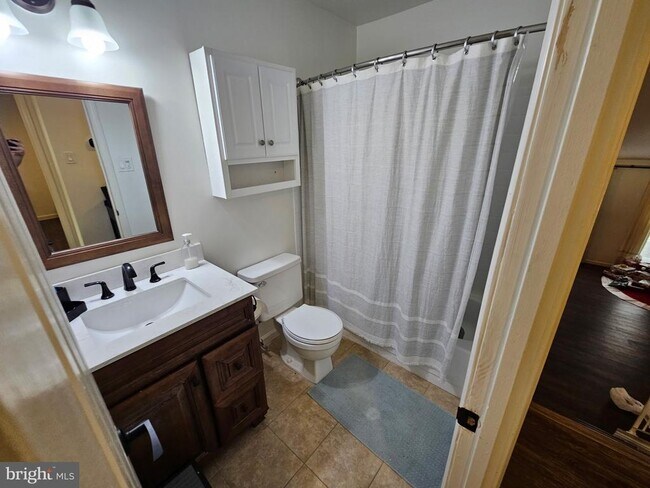 Building Photo - 5909 Wood Sorrels Ct