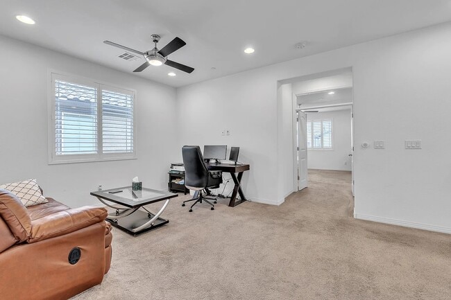 Building Photo - 3013 Historic Horizon Ave