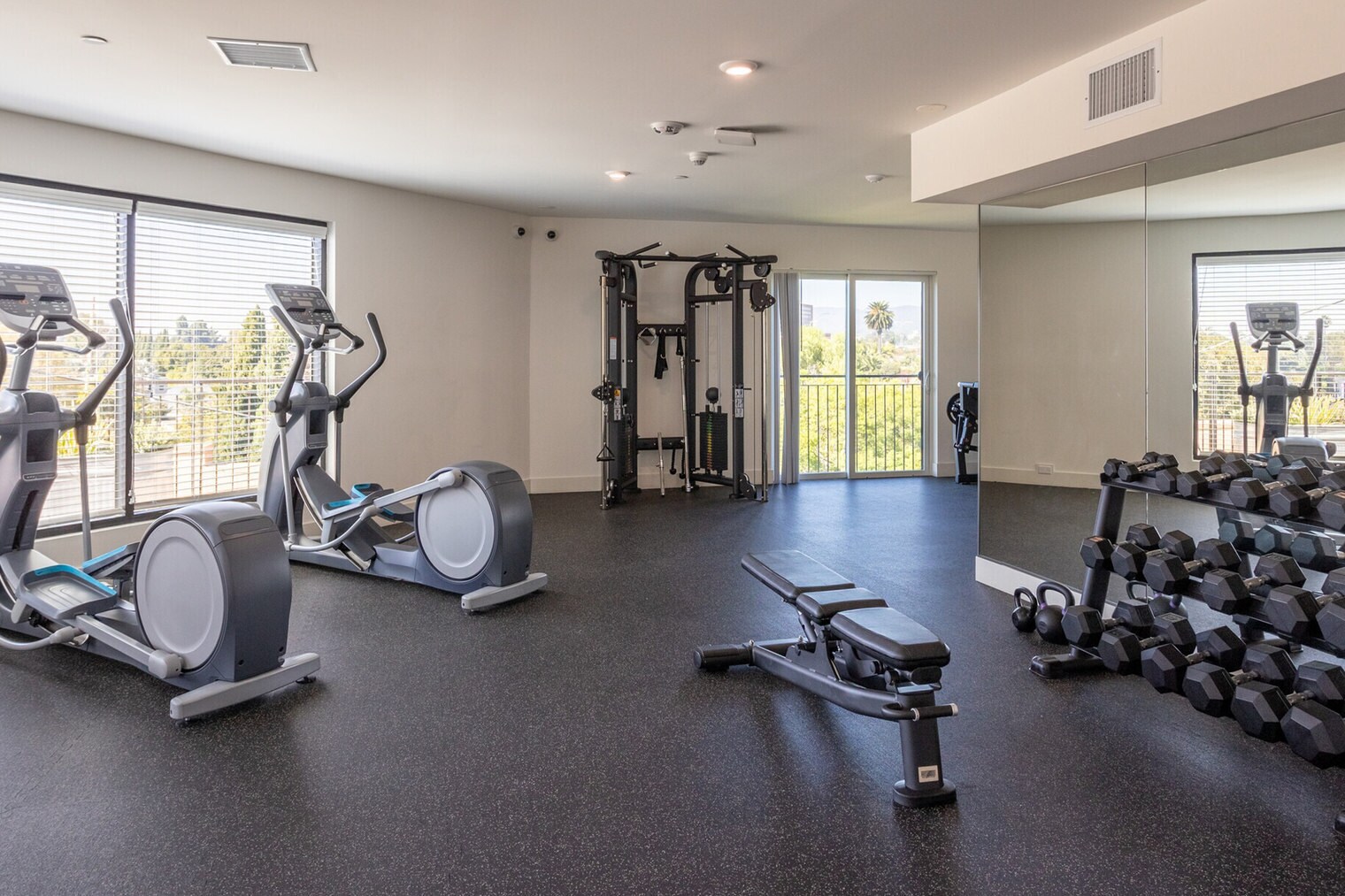 Building Photo - 11701 Gateway Blvd