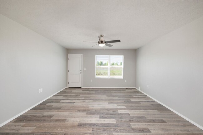 Building Photo - Newly built 3 bedroom-Westbury Gardens!