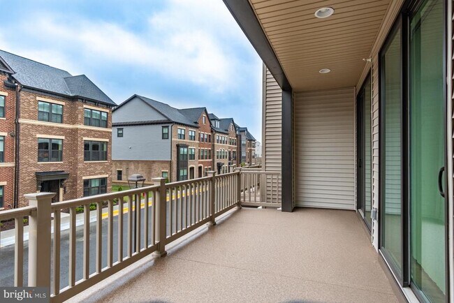 Building Photo - 43375 Whitehead Ter