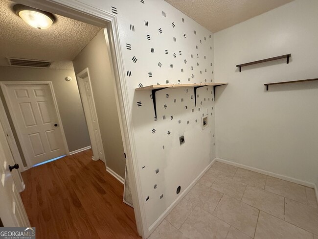 Building Photo - 309 N Belmont Ct