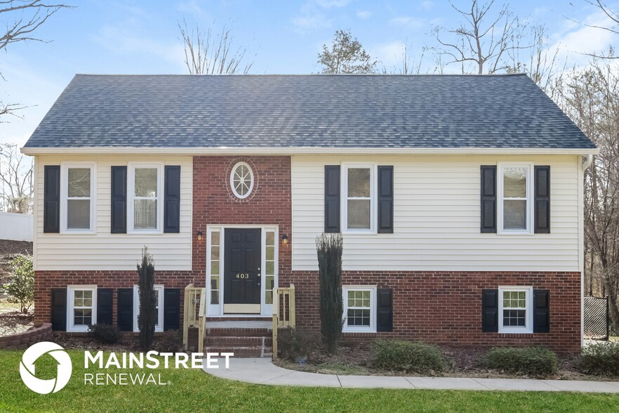 Building Photo - 403 Twin Creeks Rd