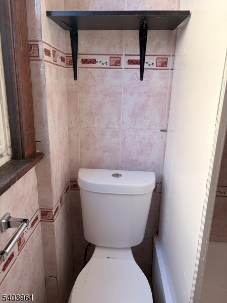 Building Photo - 35 Marsellus Pl