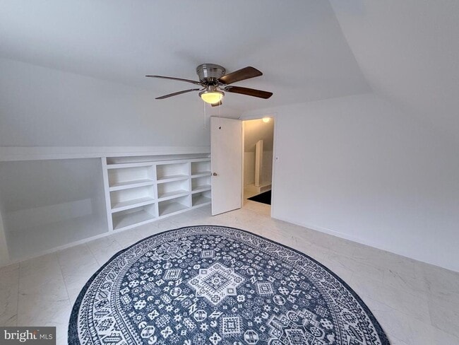 Building Photo - 2207 Luzerne Ave