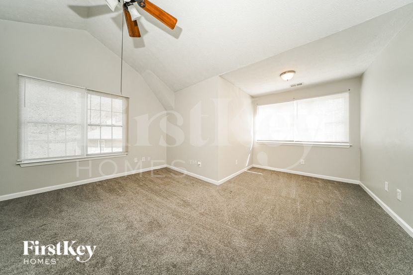 Building Photo - 972 Windwood Ct