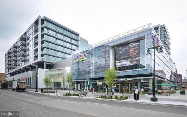 Building Photo - 1000 New Jersey Ave SE