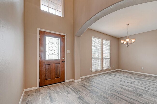 Building Photo - 16942 Langham Crossing Ln