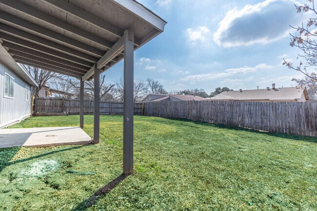 Building Photo - 13719 Earlywood St