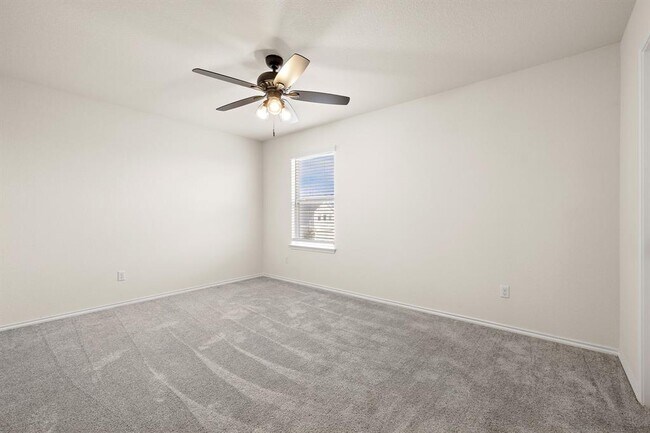 Building Photo - 616 Hugenot Wy