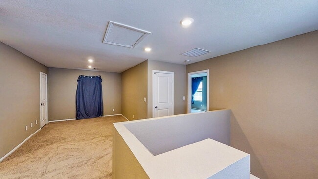 Building Photo - Beautiful 4-bedroom, 3-bath home with a loft & SPECIAL PROMO!!