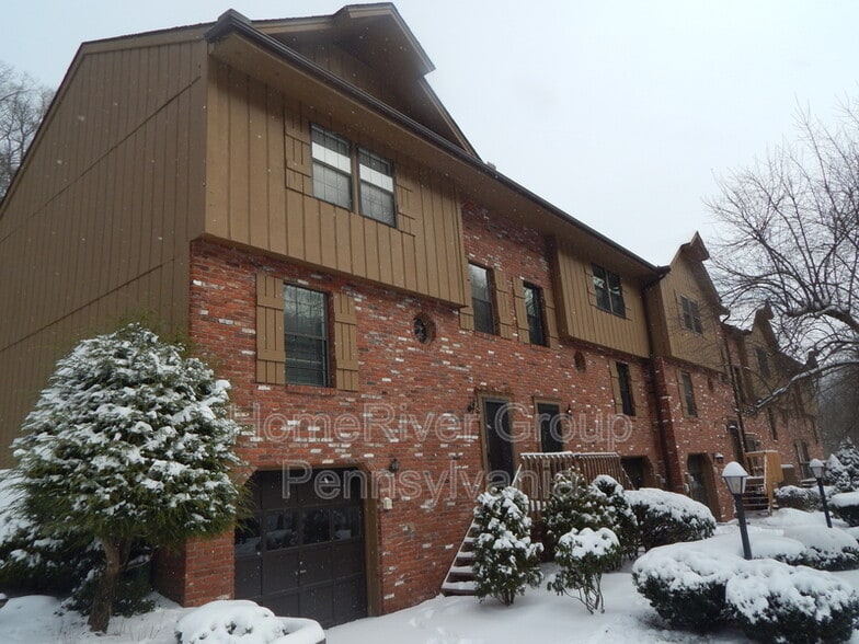 Primary Photo - 140 Old English Rd