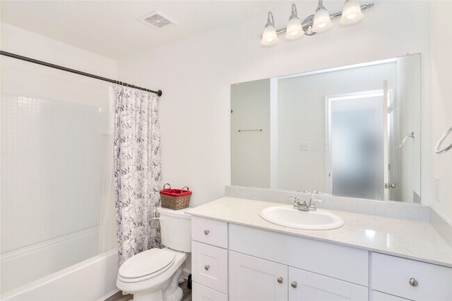 Building Photo - 1660 Hossler Trl