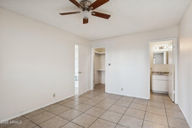 Building Photo - 9001 W Elm St