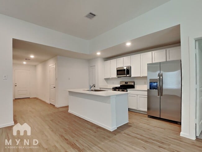 Building Photo - 4247 Briarstone Knl Trl