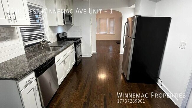 Building Photo - 2310 W Winnemac Ave