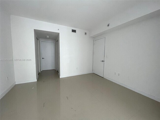 Building Photo - 488 NE 18th St