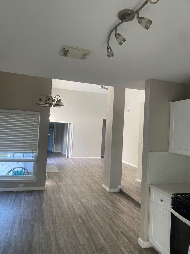 Building Photo - 7519 San Benito Dr