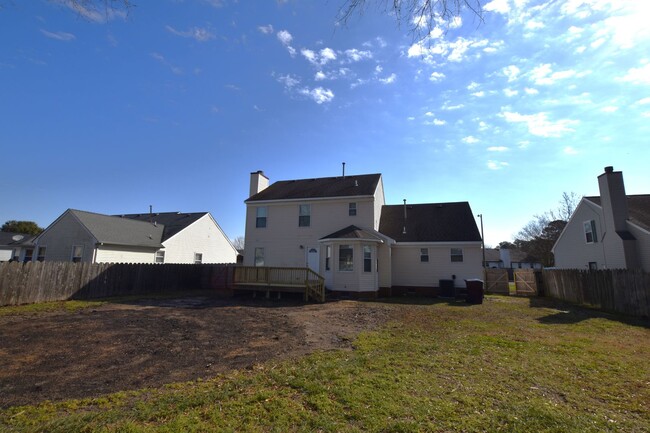 Building Photo - 4 BEDROOM HOME LOCATED IN SOUTH CHESEPEAKE. MUST SEE !!!!!!!!!!!