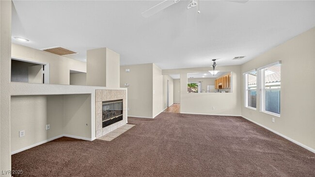 Building Photo - 10460 Wellington Manor Ave