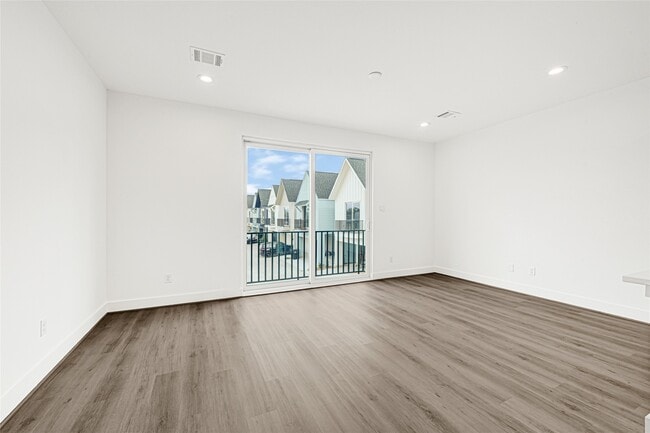 Building Photo - 409 Alvia Run Ln