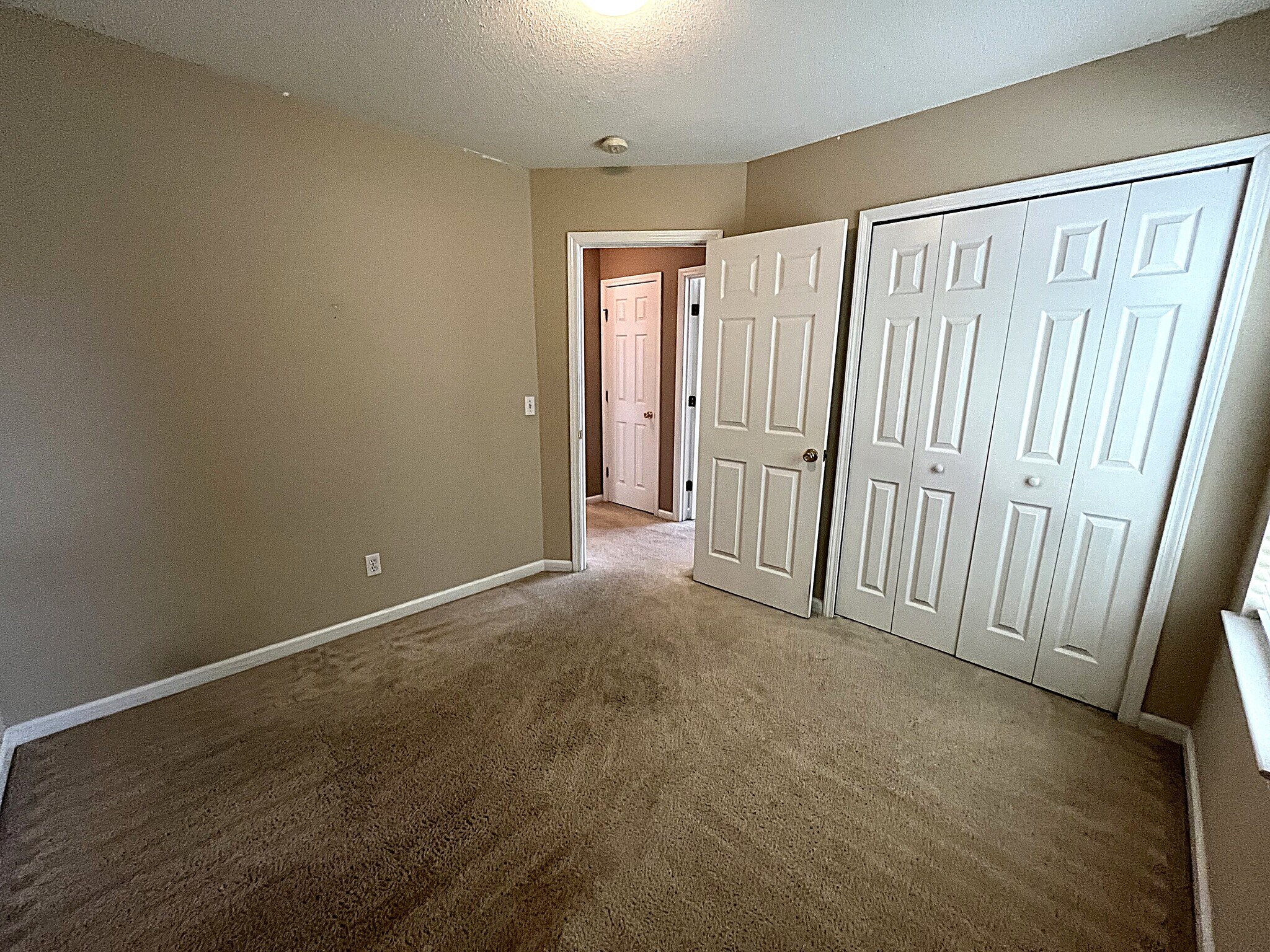 Building Photo - 485 Live Oak Walk