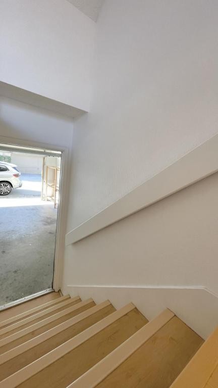 Building Photo - 1204 Walnut Grove Ave