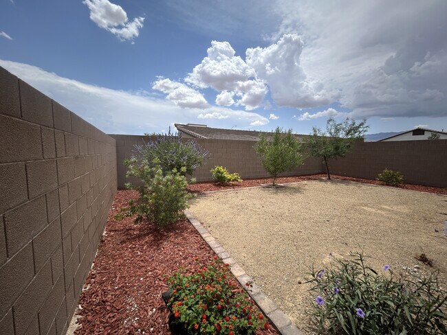 Building Photo - 9665 Spyglass Run Ave